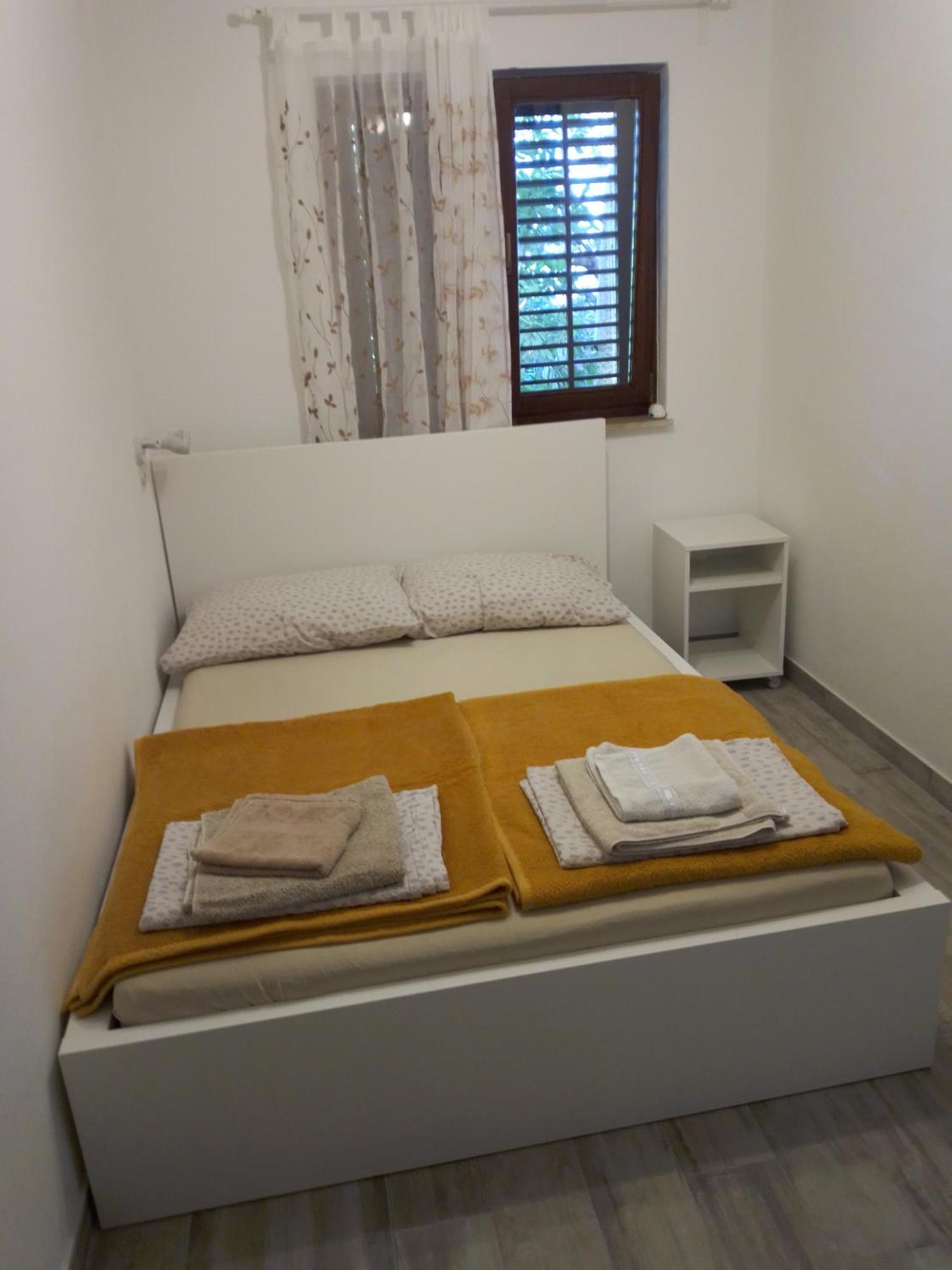 Apartments Olea Башка Екстер'єр фото