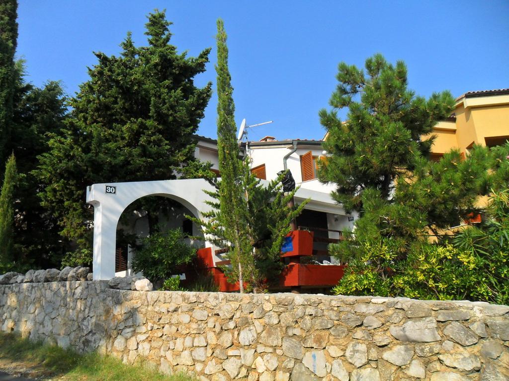 Apartments Olea Башка Екстер'єр фото